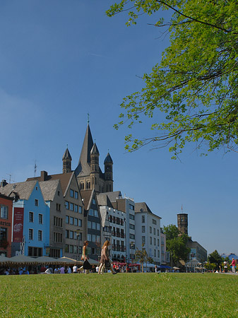 Groß St Martin hinter Fischmarkt Foto 