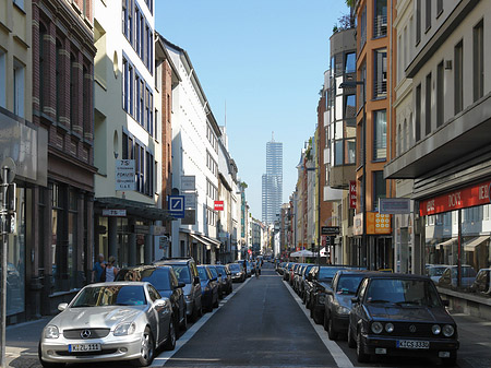 Blick vom Friesenwall auf Kölnturm Fotos