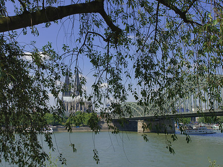 Foto Hohenzollernbrücke am Kölner Dom - Köln