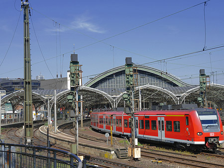Fotos Kölner Bahnhof mit Zug | Köln