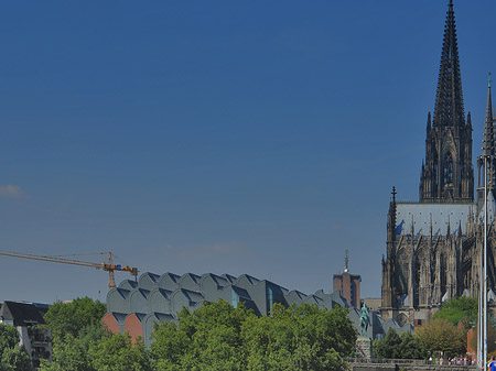 Fotos Dach der Kölner Philharmonie und Kölner Dom | Köln